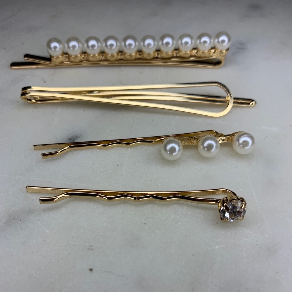 NWOT cute hair clips